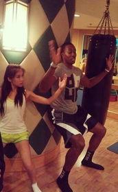 健身房美女主播在线视频,美女主播带你领略在线健身风采