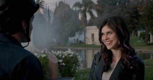 活埋前女友在线视频在线,网络直播背后的黑暗秘密