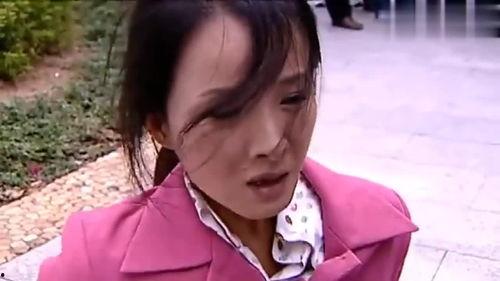 中出制服在线视频,一场视觉与心理的双重冲击